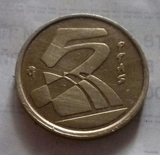 5 песет, Испания 1990 г.