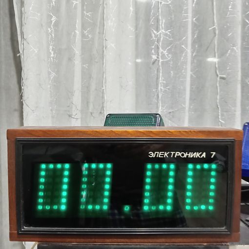 Часы ссср, электроника 7.