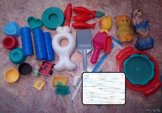 Игрушки советские разные.