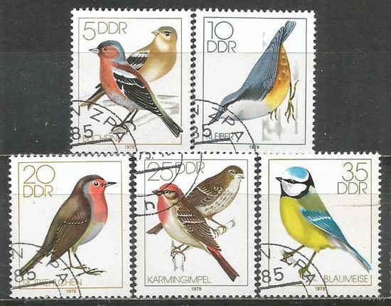 ГДР. Певчие птицы. 1979г. Mi#2388-92.