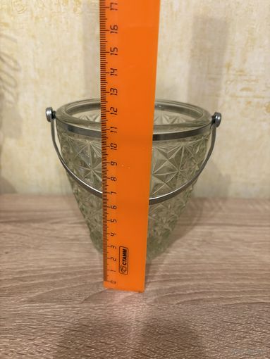 Вазочка -конфетница времен СССР