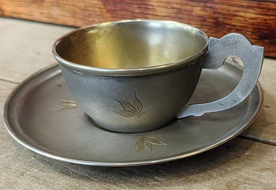 Кофейная пара, МНЦ