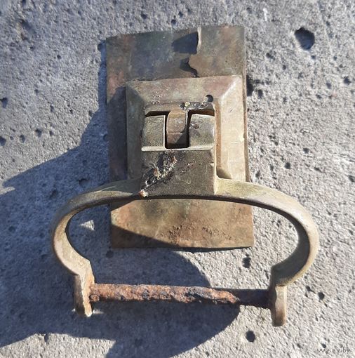 На самовар ручка уключина средняя.