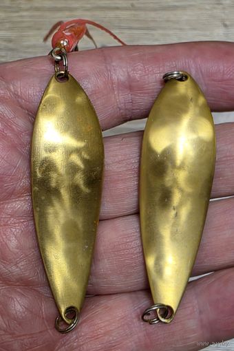 Блесна двухцветная любая на выбор поштучно щука, жерех, форель, лосось, судак, окунь