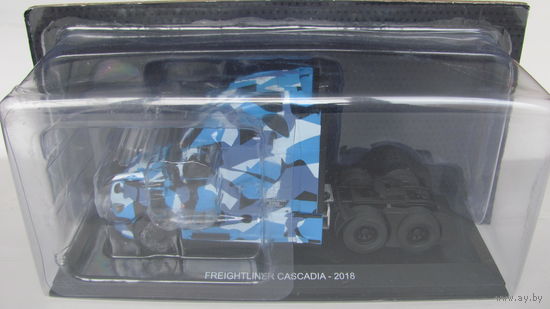 FREIGHTLINER CASCADIA, камуфляж, 2018, Hachette