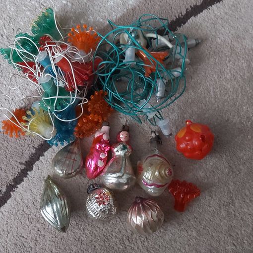 Ёлочные игрушки на реставрацию