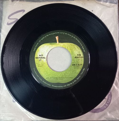 The Beatles – Act Naturally / Yesterday / Japan / 45