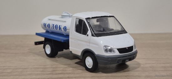 ГАЗ-3302 "ГАЗель" Молоковоз. Автомобиль на службе