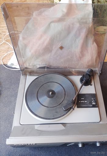 Проигрыватель Икар СССР в коллекцию с рубля