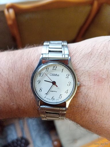 Часы Слава СССР,кварц новые