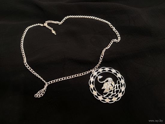 Колье с подвеской Лебедь Sarah Coventry 1978 год