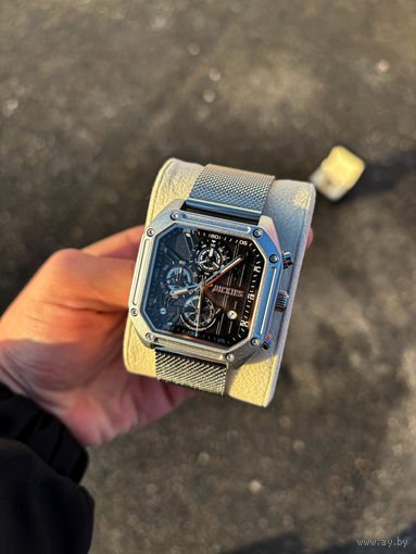 Часы наручные