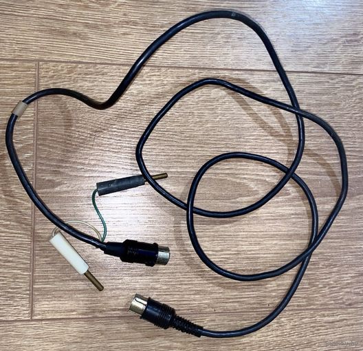 Аудио кабель 5 пинов