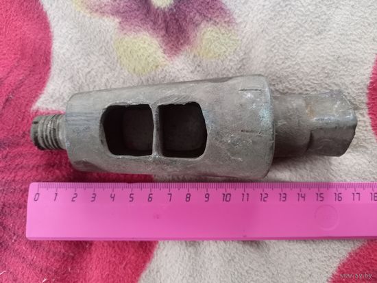 Кран бочковой большой вес 1.150 кг.