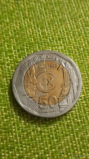 Алжир 200 динаров 2012 г ( 50 лет независимости )