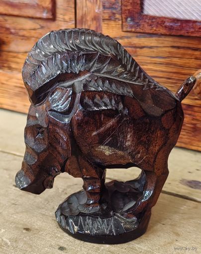 Кабан деревянный