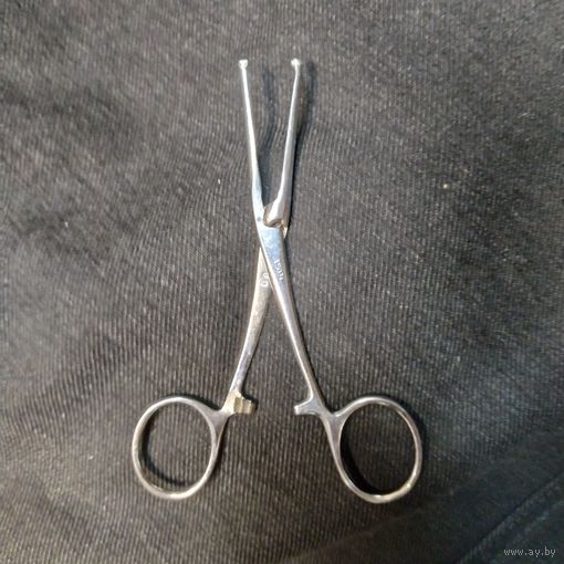 Зажим медицинский , 13 см.