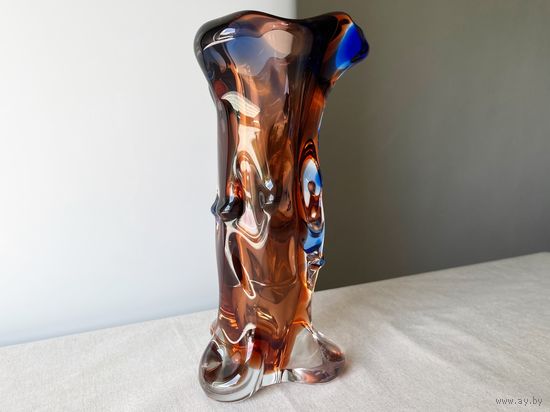 Ваза цветное стекло Zemek Чехословакия винтаж 26см