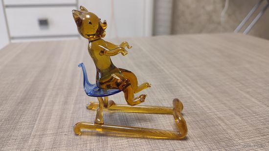 Статуэтка Мишка на санках стекло СССР