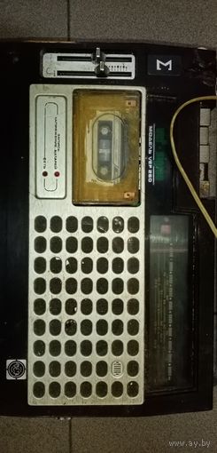 Магнитола vef 260. Работаспасобность не проверялась. Как есть.