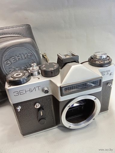 Зенит ЕТ рабочий фотоаппарат СССР внешне как новый