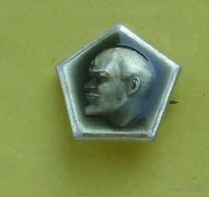 Ленин. Т-100.
