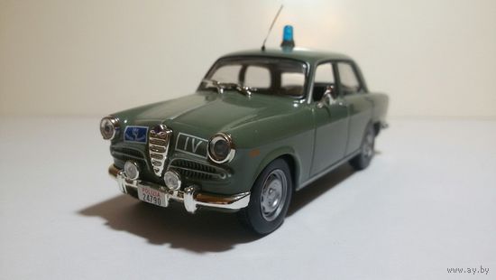 ALFA ROMEO giulietta полиция Италия