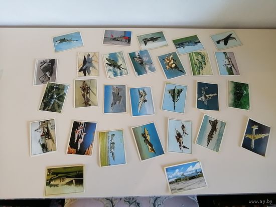Наклейки Panini. Боевые самолёты 28 штук лотом