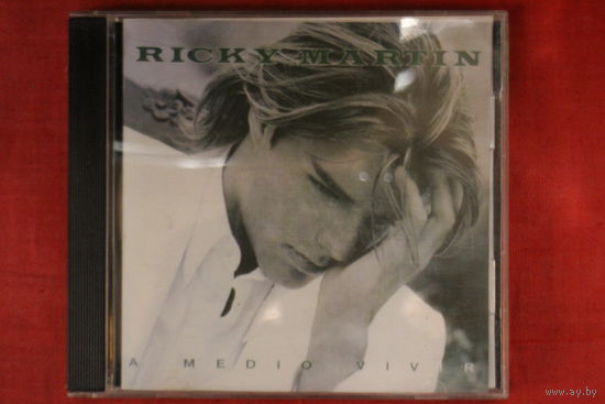 Ricky Martin - A Medio Vivir (1997, CD)