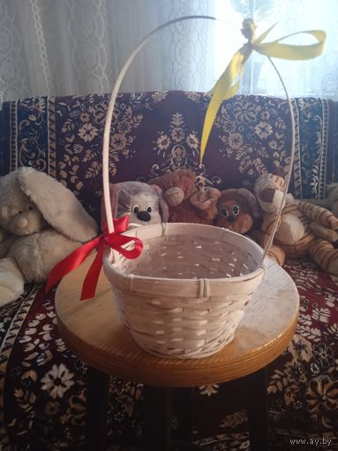 Корзинка плетёная