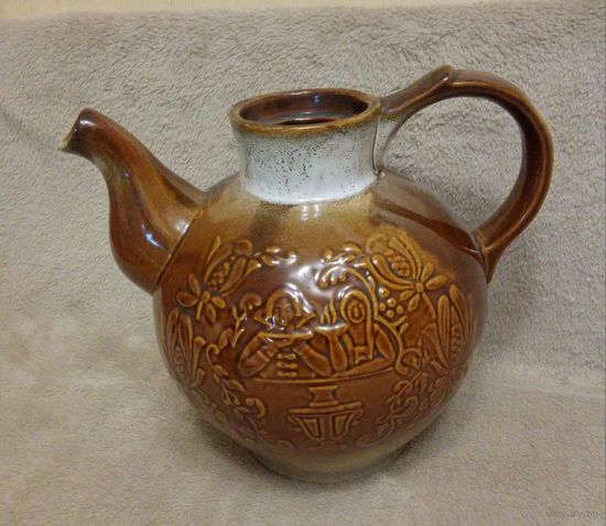 Большой красивый керамический чайник, кувшин, СССР