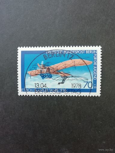 Западный Берлин 1978 Марка из серии "Фонд поддержки молодежи. История авиации" (гашеная с клеем) Mi.566 каталог 1.70 евро