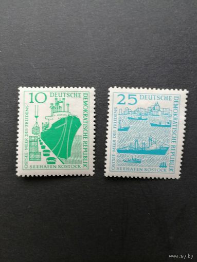 ГДР 1958 Полная серия марок "Строительство морского порта в Ростоке" (чистые* с наклейками) Mi.663-664 каталог 1.60 евро