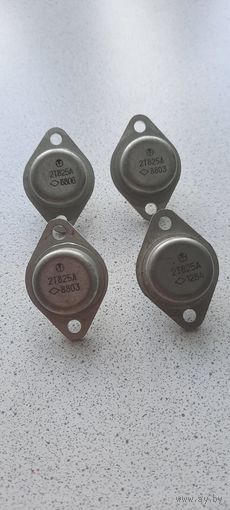 Транзистор 2т825А