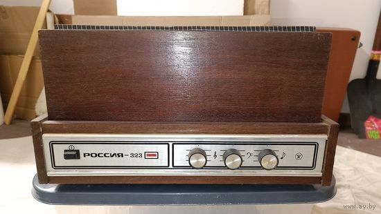 Электрофон "Россия-323" с Паспортом  .  Самовывоз !