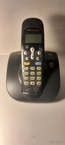 Радиотелефон Thomson на запчасти.