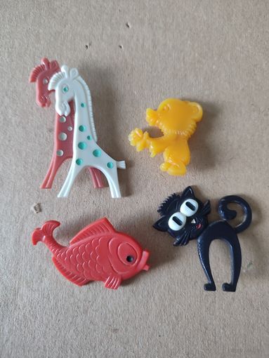 Брошка, значок