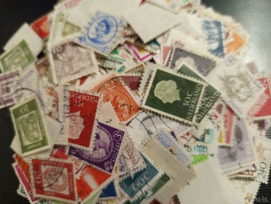 На удачу!!! 15 стандартных почтовых марок Европы (возможны повторы) - из мешка.