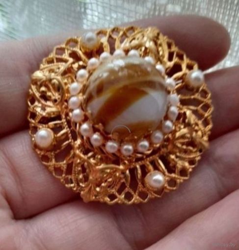 Винтажная брошь. Чехословакия.