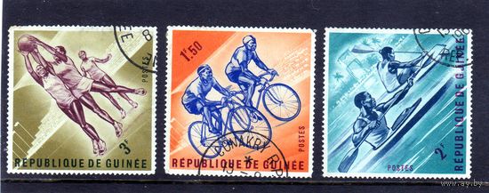 Республика Гвинея. Ми 167-169. Баскетбол.Велоспорт.Гребля.
