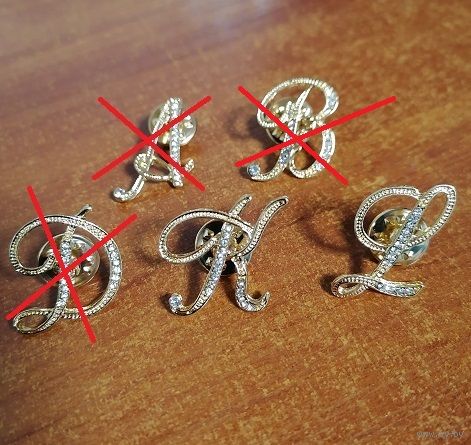 Симпатичные броши, 2,5см, украсят любой наряд