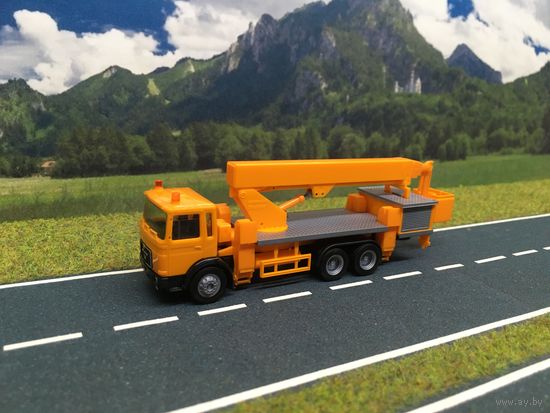 Автовышка MAN (herpa). Масштаб НО 1:87.