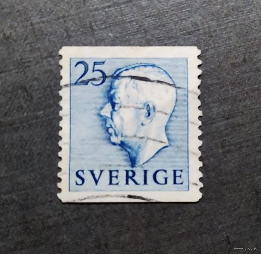 Марка Швеция 1951 год Король