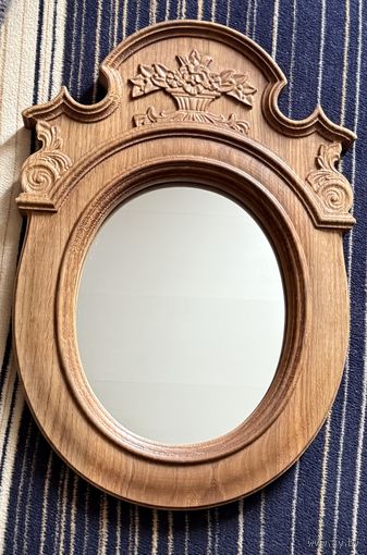 Зеркало в винтажном стиле. Рама из массива дуба