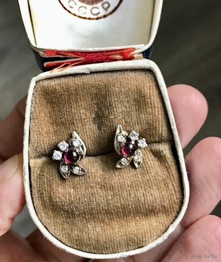 Серьги