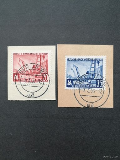 ГДР 1956 Две вырезки с марками серии "Торговая ярмарка в Лейпциге" (гашение) Mi.518-519 каталог 1.80 евро