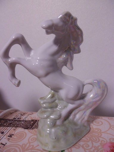 ЛОШАДЬ.МФЗ.