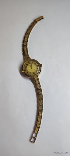 Часы Вымпел идут . С рубля без МЦ. Много лотов с рубля без МЦ.