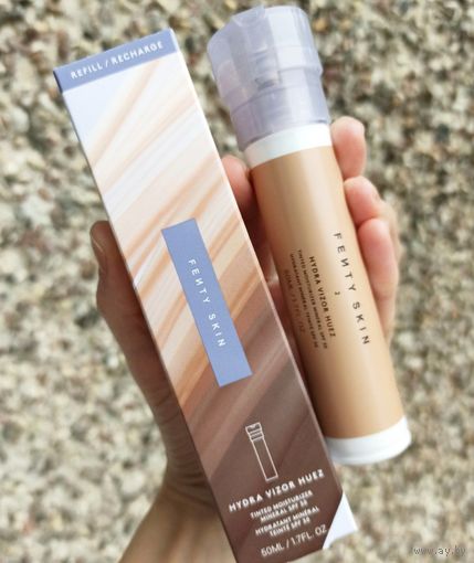 Увлажняющий тинт с спф Fenty Beauty Hydra Vizor Huez Tinted Moisturizer Mineral SPF 30 50 ml в оттенке 2