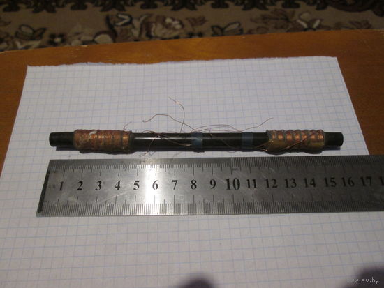Феррит с катушками от приёмника.